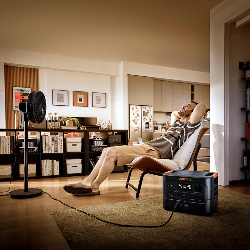 Jackery HomePower 3000 (lifestyle view) Jackery HomePower 3000 lifestyle view