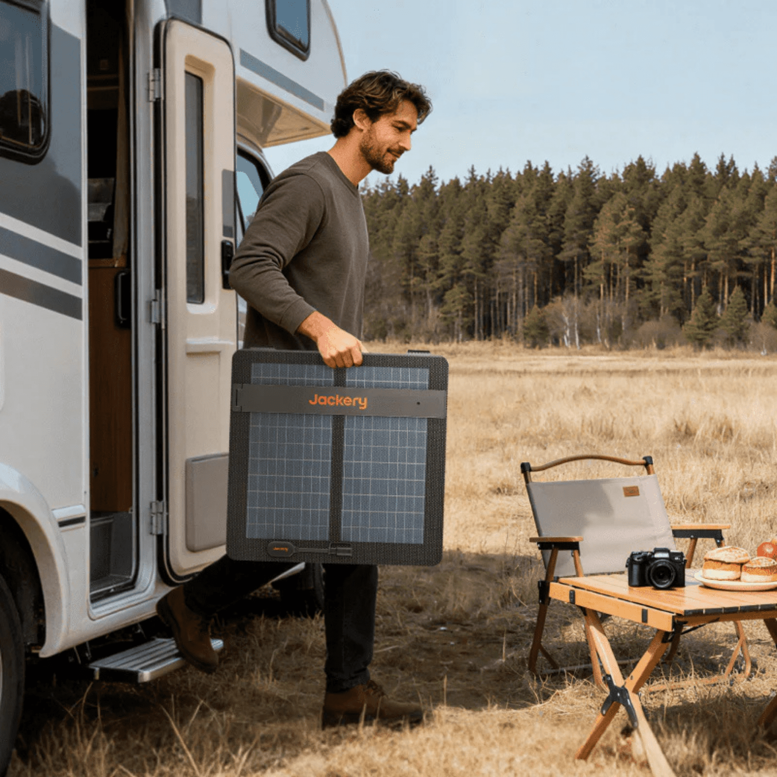 Jackery SolarSaga 100 Air Hiking Jackery SolarSaga 100 Air Hiking