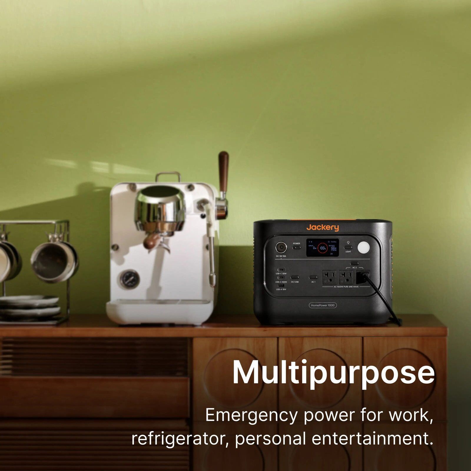Jackery HomePower 1000 v2 (in-use view) Jackery HomePower 1000 v2 in-use view