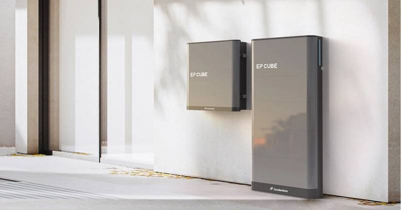 canadian-solar-ep-cube Canadian Solar EP Cube 85000004 7.6kW Hybrid Inverter with APsmart RSD Transmitter